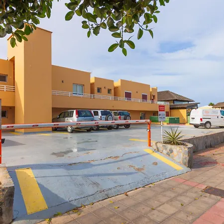 Apartment Hola Bent Pool And Terrace Irent Fuerteventura *